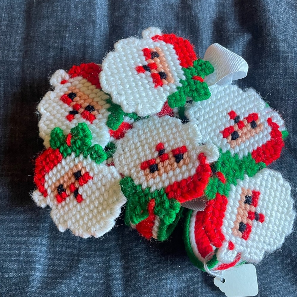 Lot of Vintage Christmas napkin, rings and ornaments